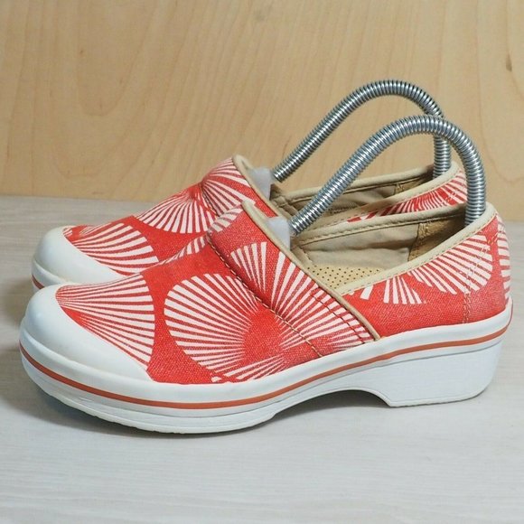 Dansko Shoes - Dansko Fabric Printed Nursing Shoes Women's 37